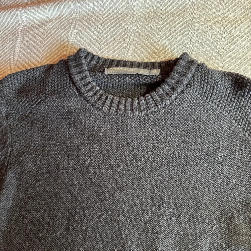 Icebreaker Waypoint Crewe‎ Merino Wool Sweater Mens Small Charcoal Gray